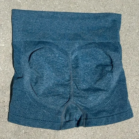 SHEIN Sport Studio Seamless Tummy Control Sports Shorts high waisted shorts - Picture 9 of 10